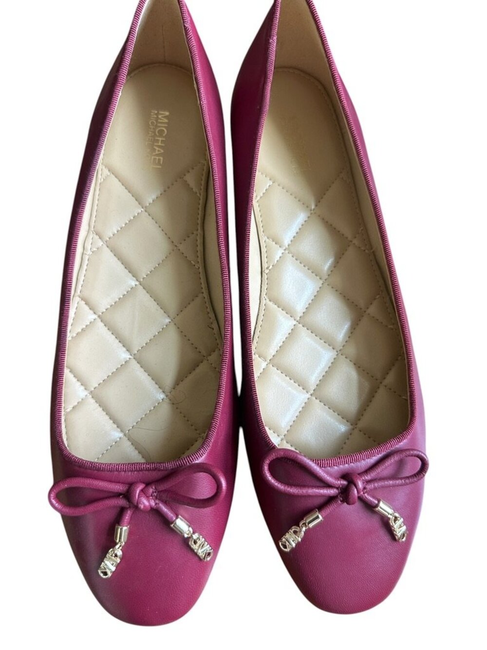 MICHAEL KORS Nori Leather Round Toe Flats Burgundy Red Bow Charm slip-on 8.5